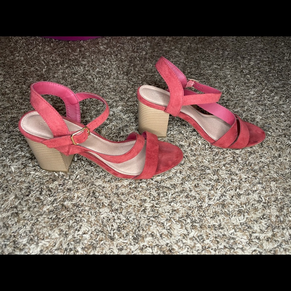 Red wedges - Picture 4 of 4
